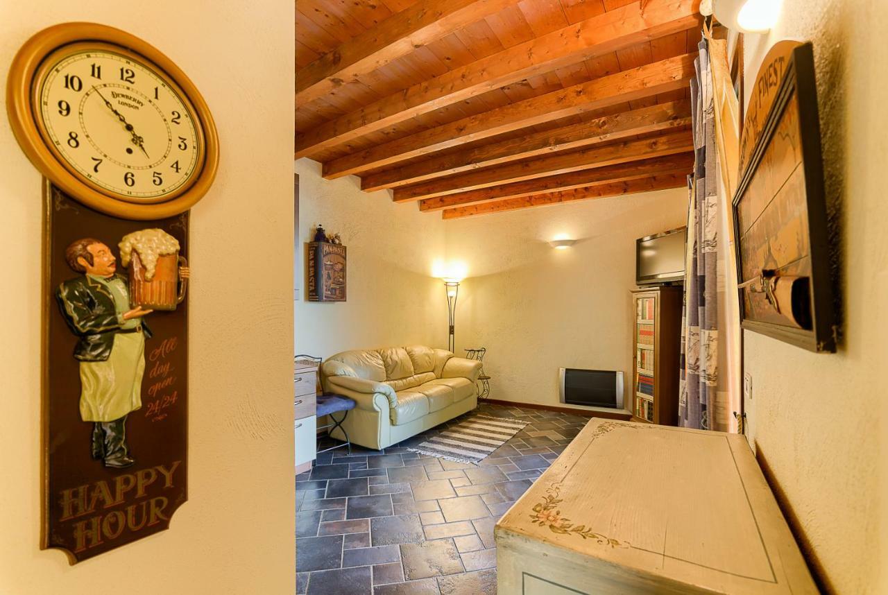 La Chicca Del Garda Apartment *